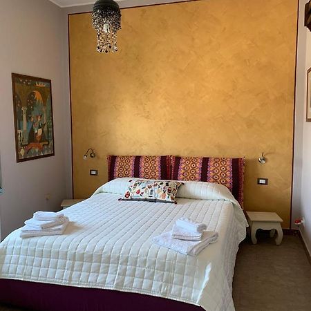 Ferienwohnung Interno8 A Due Passi Dal Mare Trapani Exterior foto