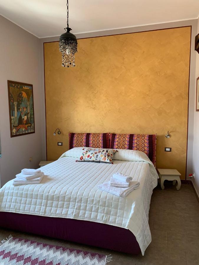 Ferienwohnung Interno8 A Due Passi Dal Mare Trapani Exterior foto